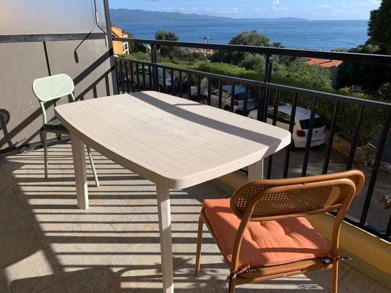 Coin De Paradis Aux Sanguinaires Ajaccio (Corsica)